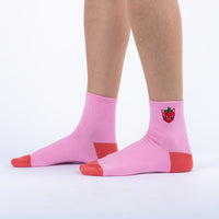 Sock it to Me "Strawberry Cat" Quarter Crew Socks