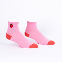 Sock it to Me "Strawberry Cat" Quarter Crew Socks
